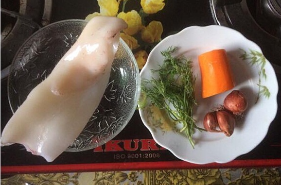 Mon ngon cho be het luoi an: Chao ca muc, ca rot hinh anh