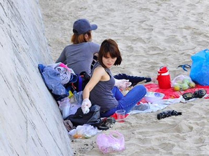 Tranh cai ve lenh cam an nhau tren bien Vung Tau hinh anh