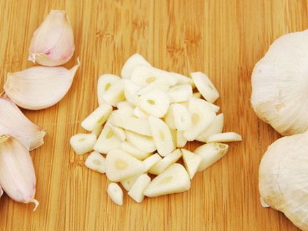 thuc pham chua ngo doc anh 6