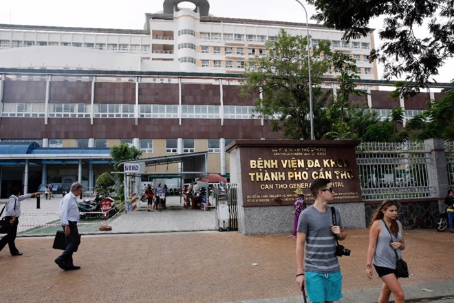 Bác sĩ nghỉ việc hàng loạt tại Cần Thơ ảnh 1 Bac si nghi viec hang loat tai Can Tho anh 1