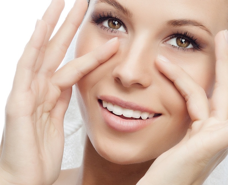 Phuong phap giu cho doi mat tinh anh hinh anh