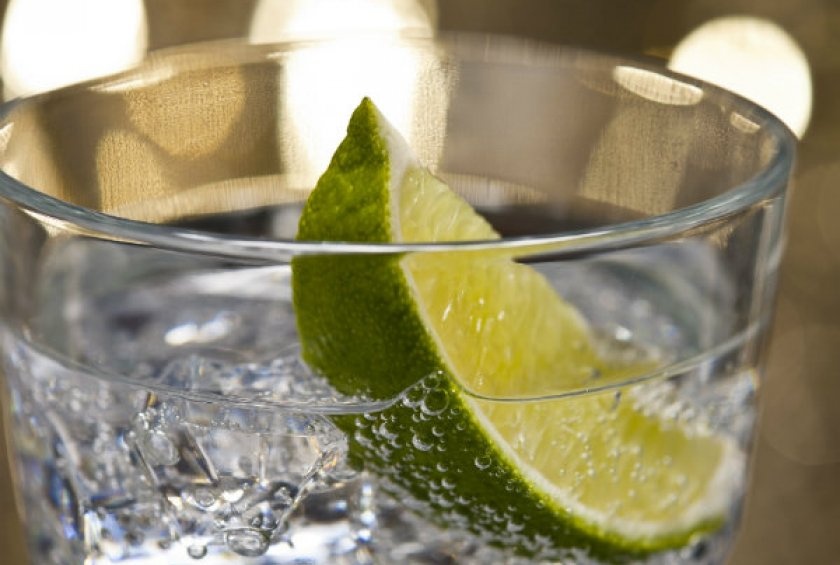 6 thuc pham giup lam sach nha sieu nhanh dip Tet hinh anh