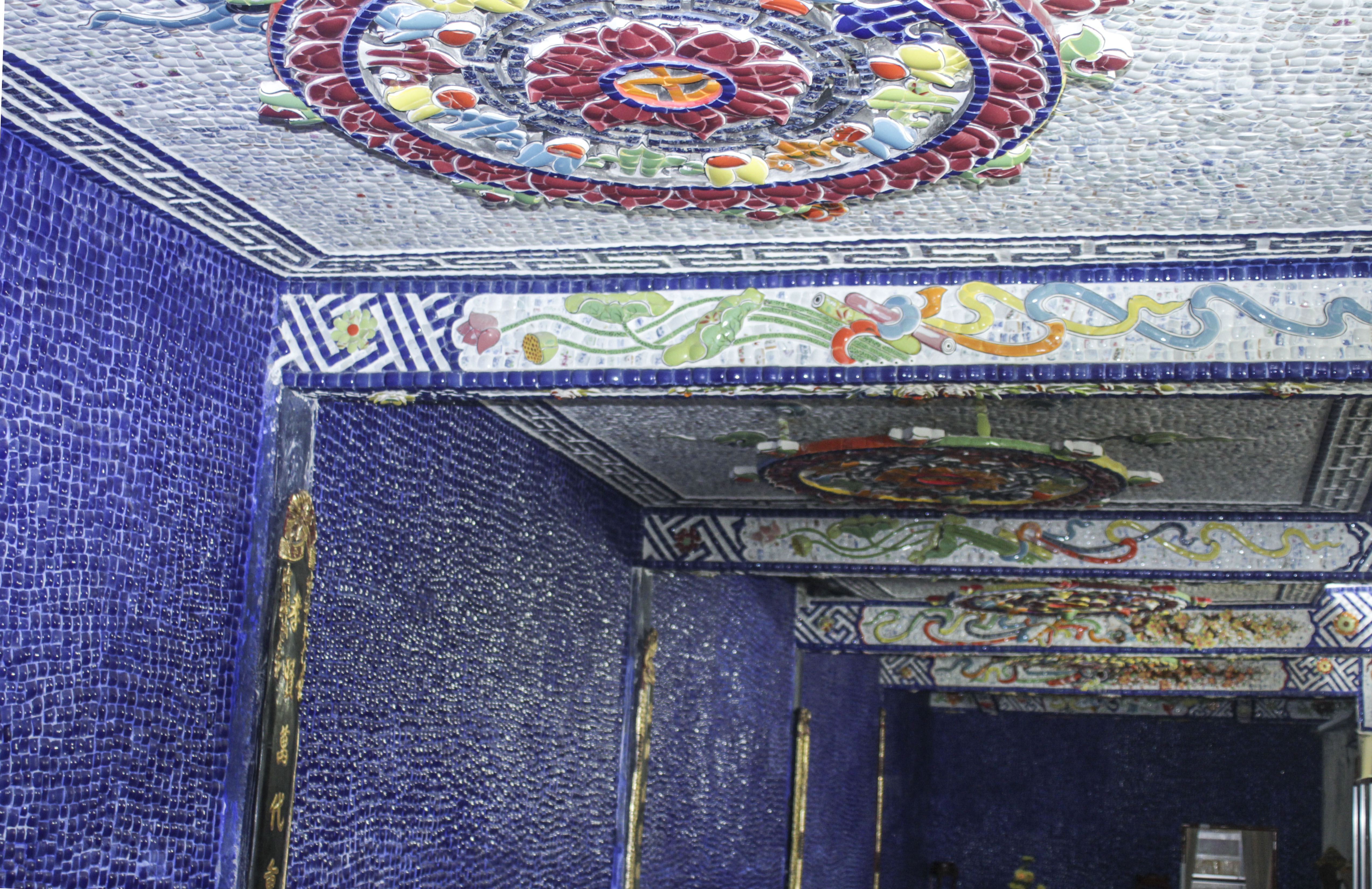 Ngoi chua thieng doc dao o Da Lat anh 3