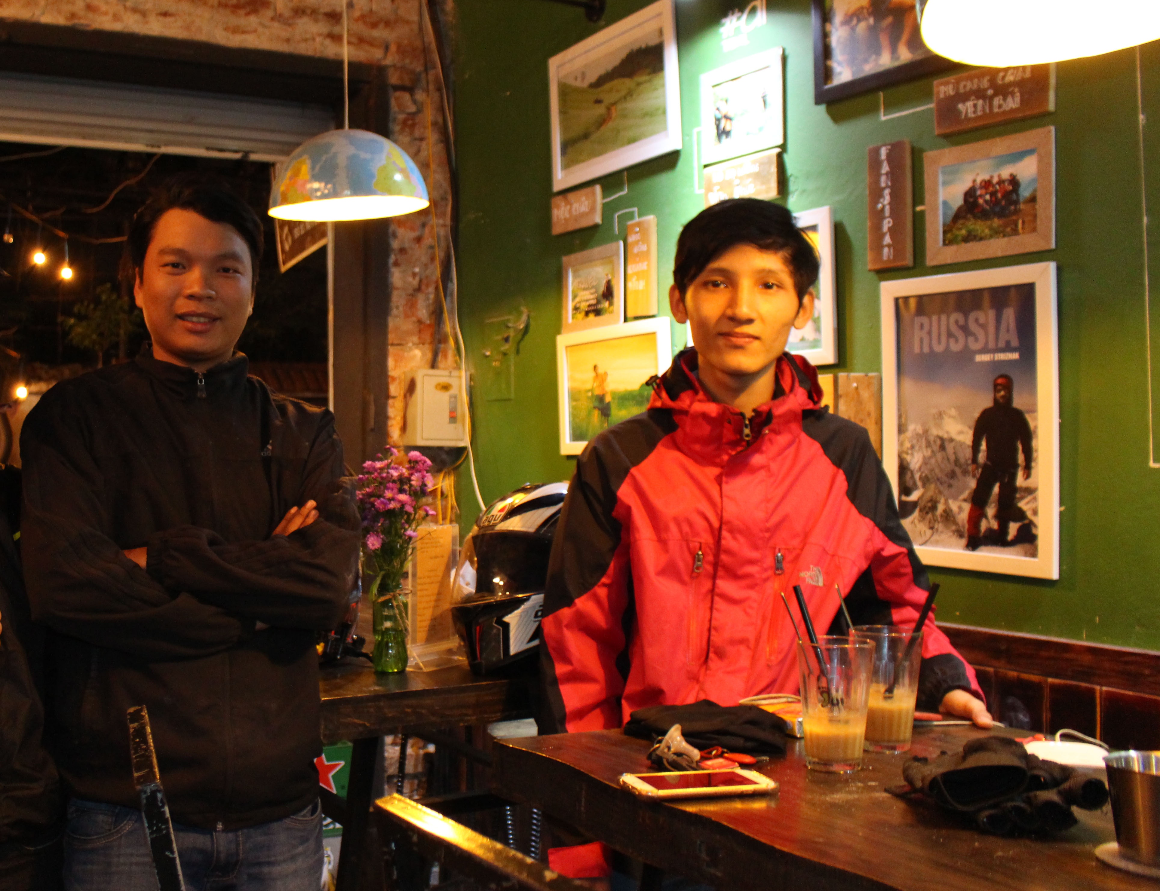 Đi TP.HCM - Hà Nội trong 28 giờ 35 phút ảnh 1 Di TP.HCM - Ha Noi trong 28 gio 35 phut anh 1