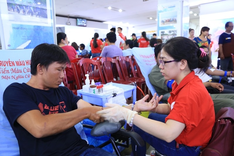 hiến máu cứu người ảnh 1 hien mau cuu nguoi anh 1