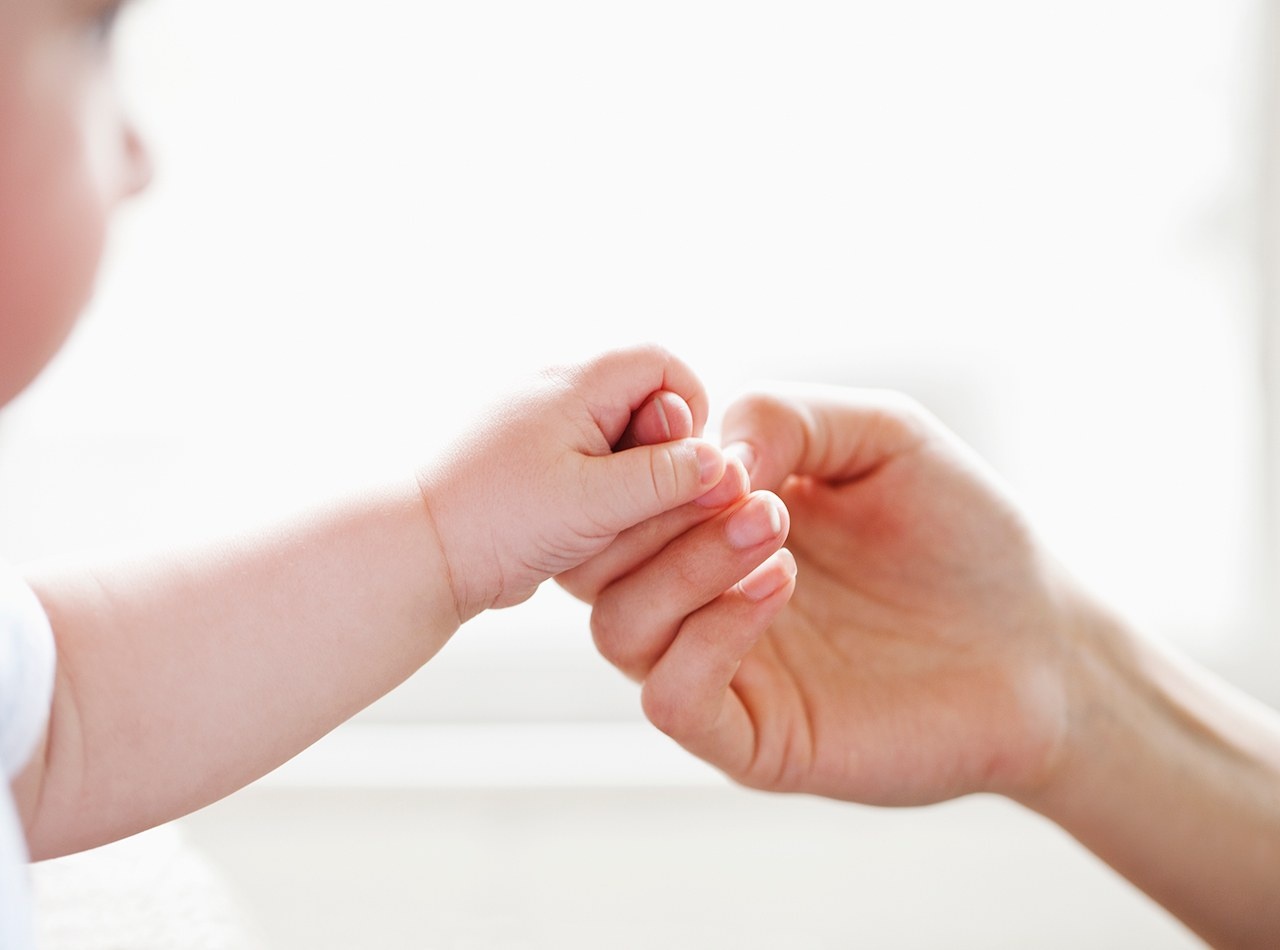 Dấu hiệu nhận biết bệnh tay chân miệng ảnh 6 Dau hieu nhan biet benh tay chan mieng anh 6