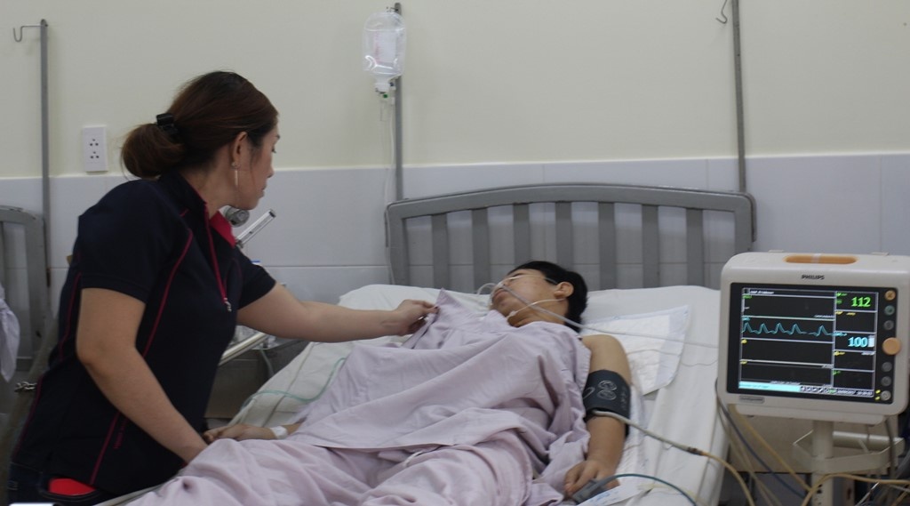 Cuu song nam sinh 14 tuoi bi xe bon can qua bung hinh anh