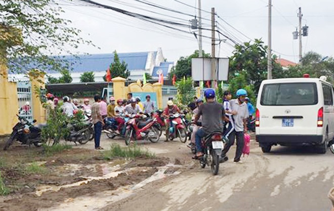 nguy co ngo doc sua bot do dau? anh 1