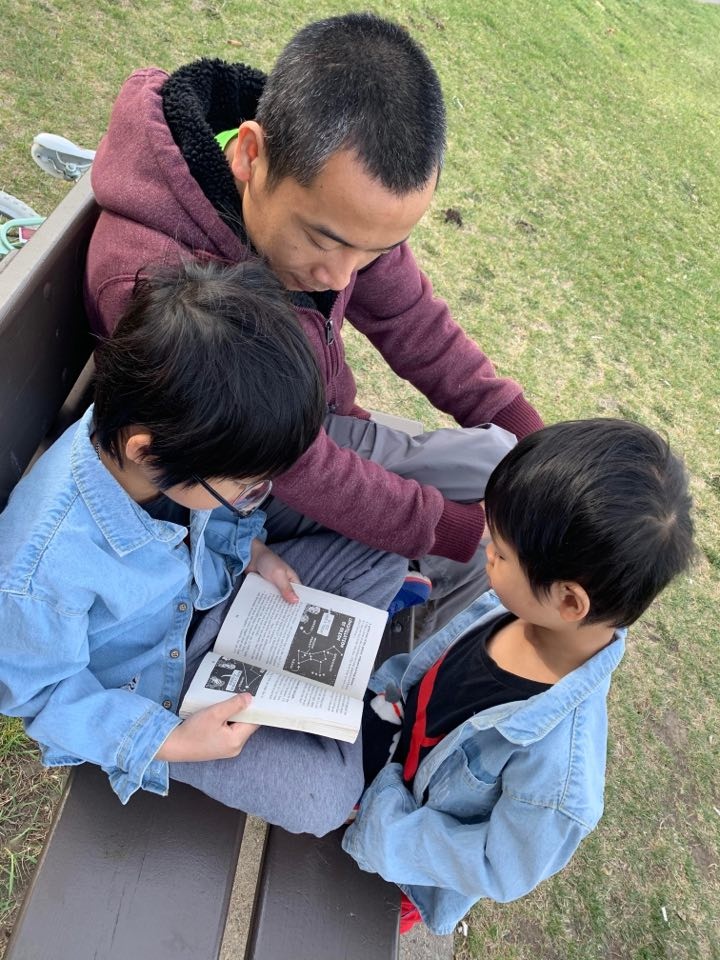 doc sach cho con anh 1