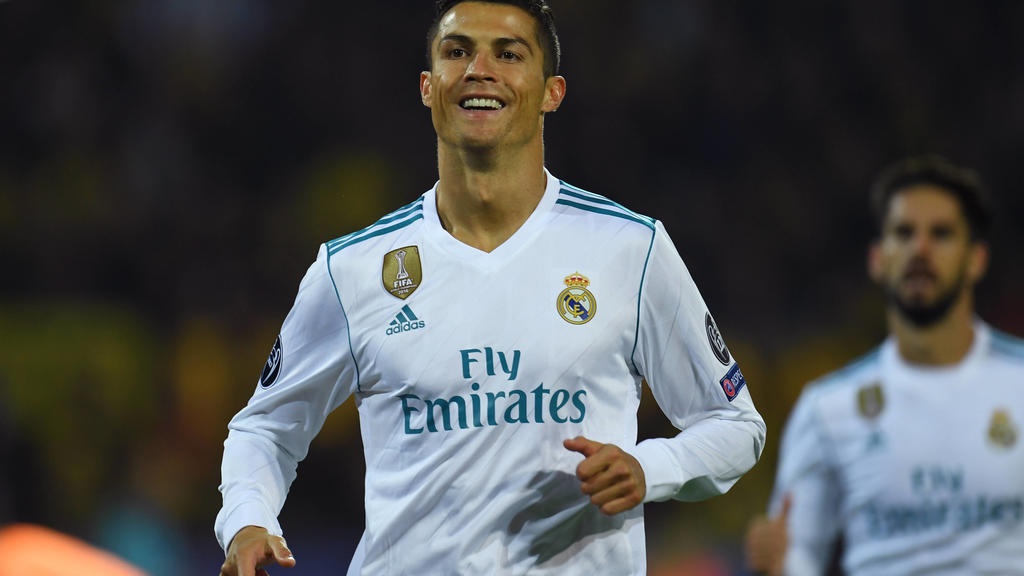 Ronaldo muon Real de minh ra di? hinh anh