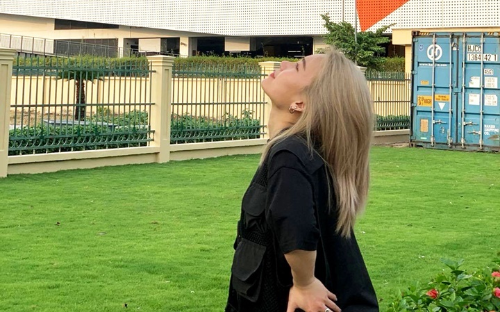 Hoang Anh khong muon thanh hot girl anh 3