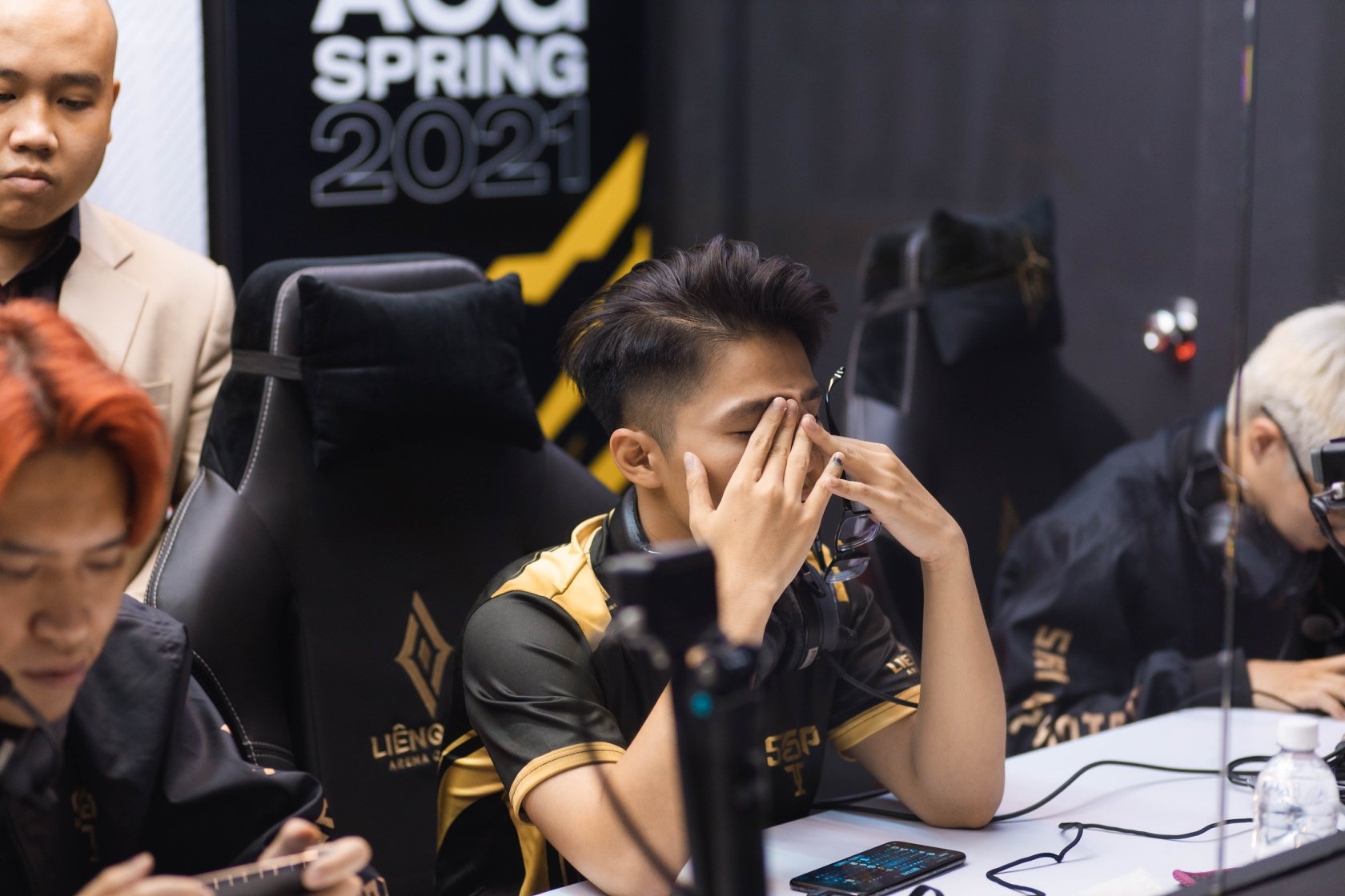 Saigon Phantom anh 2