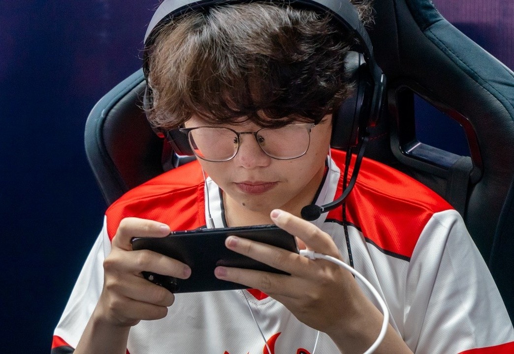 Genza cung dong doi noi dai mach bat bai o giai Toc Chien hinh anh