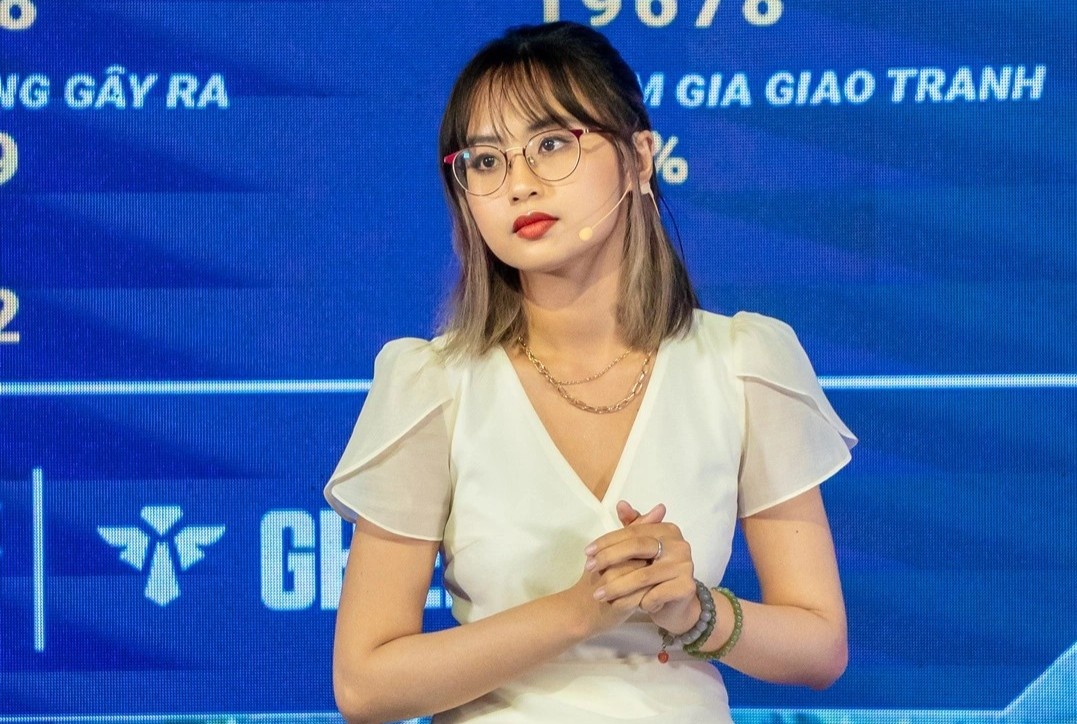 Genza: 'Khong bat ngo khi Minh Nghi xuat hien o giai dau' hinh anh