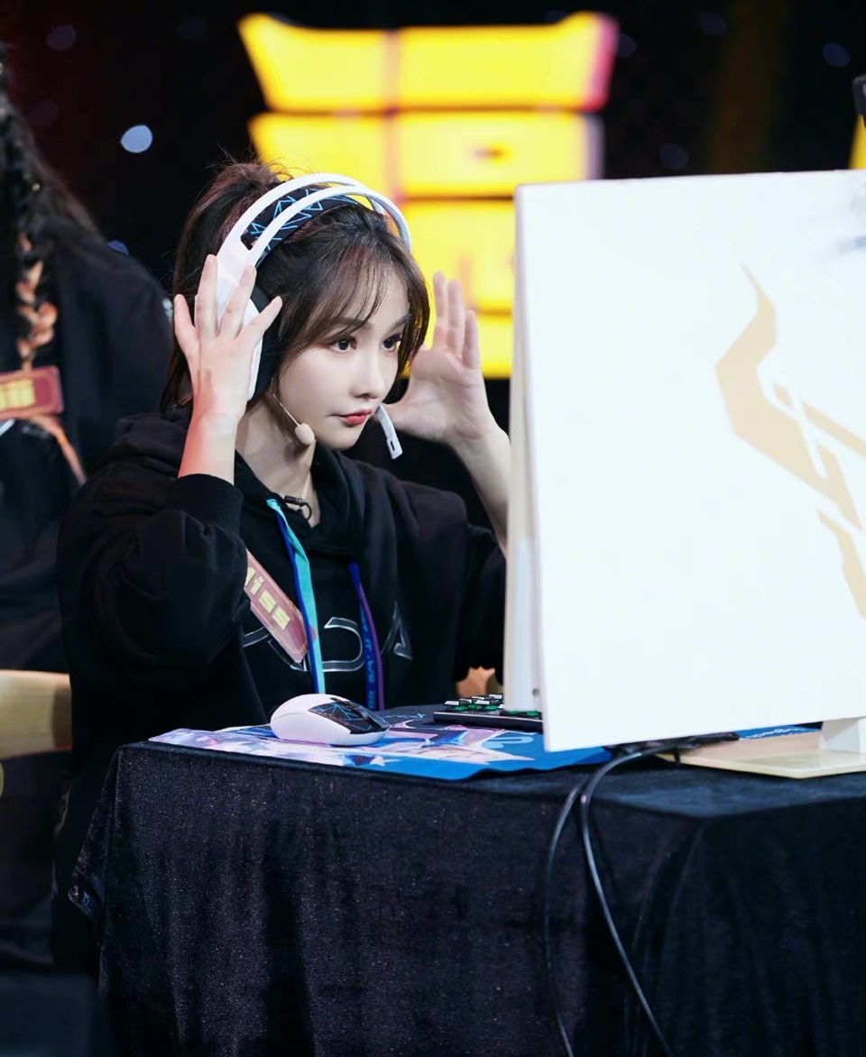 MISS ảnh 12 MISS anh 12