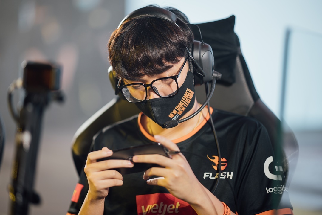 ADC: 'Team Flash khong theo duoi danh xung phu phiem' hinh anh