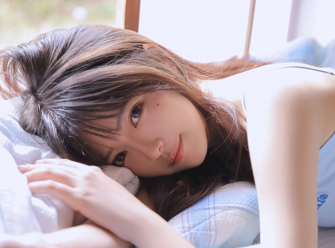 Nu MC da tai Lien Minh Huyen Thoai Trung Quoc hinh anh