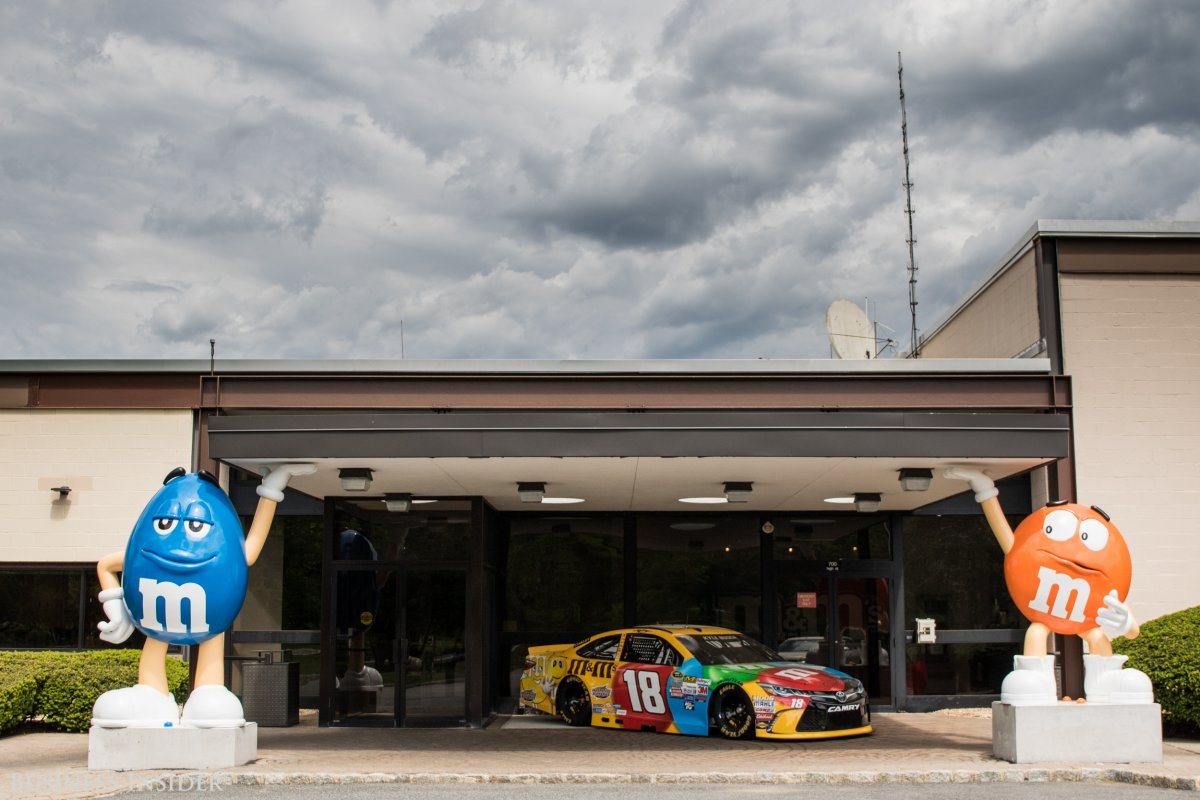 Quy trình sản xuất kẹo chocolate M&M's ảnh 1 Quy trinh san xuat keo chocolate M&M's anh 1