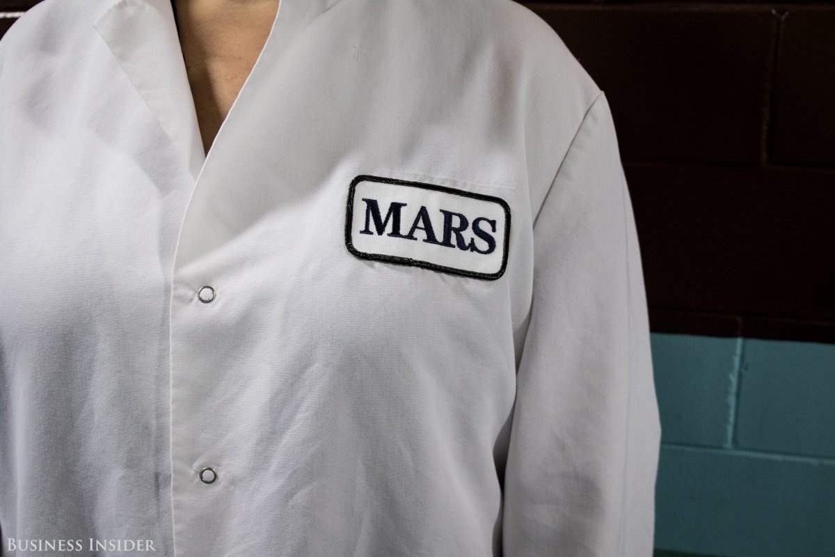 Quy trình sản xuất kẹo chocolate M&M's ảnh 2 Quy trinh san xuat keo chocolate M&M's anh 2