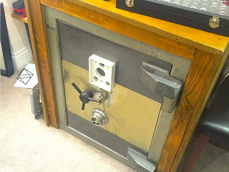 Đằng sau khu phố kim cương đang dần mai một ở London ảnh 4 Dang sau khu pho kim cuong dang dan mai mot o London anh 4