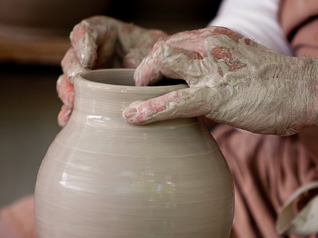 10 cong viec tot nhat danh cho nguoi ngai giao tiep anh 5