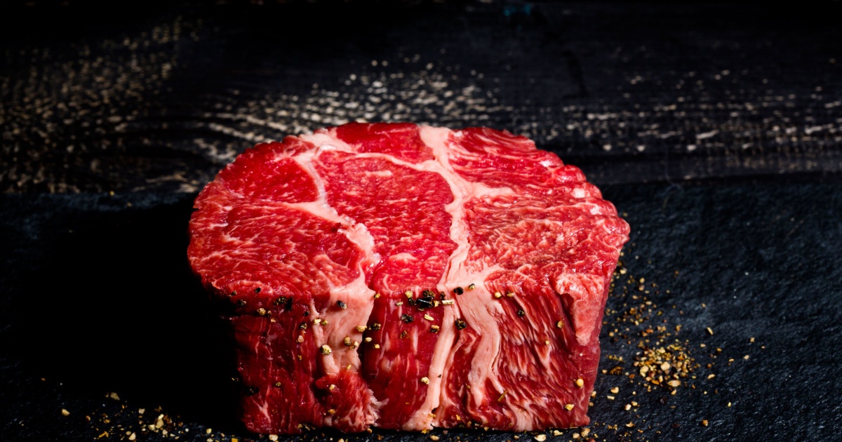 Video gioi thieu thit bo Polmard va quy trinh giet mo, cap dong hinh anh