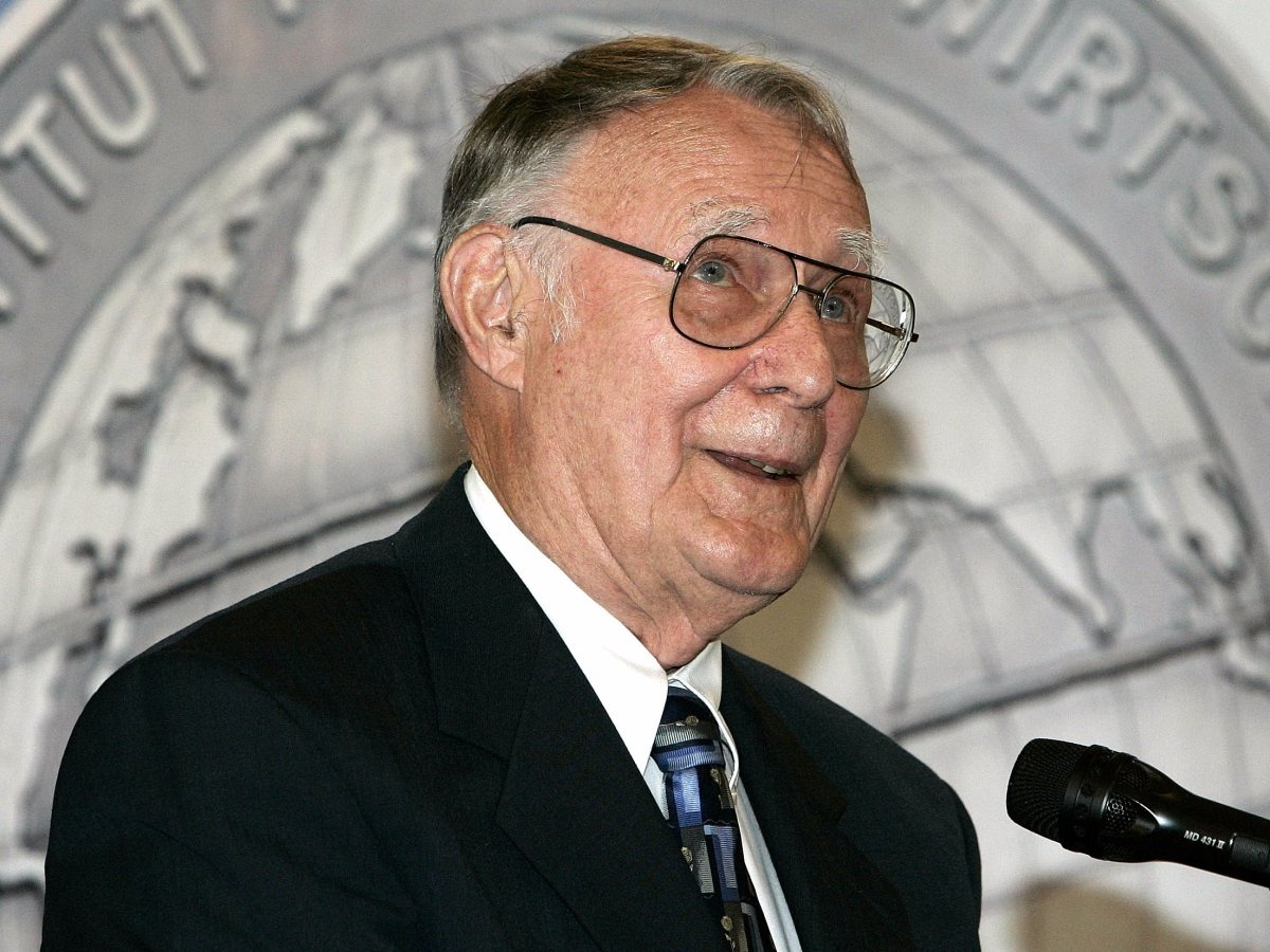 Tu duy khac biet ve tien cua cac ty phu tu than no anh 11