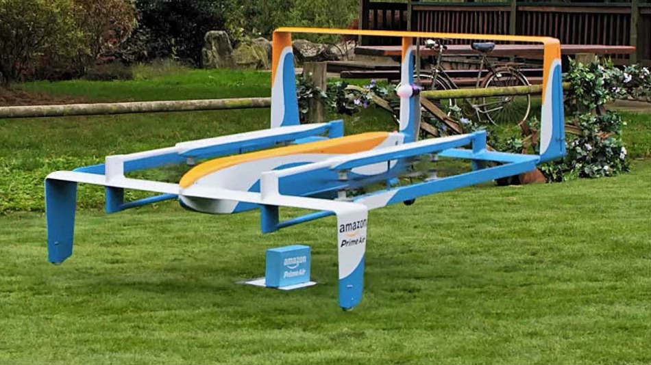 Amazon lan dau chuyen hang bang may bay khong nguoi lai hinh anh