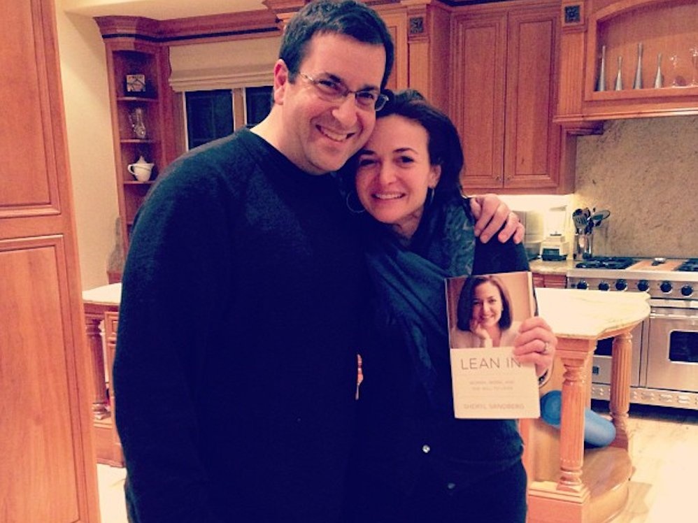 Sheryl Sandberg - cường nữ tuổi Dậu đứng sau Facebook ảnh 11 Sheryl Sandberg - cuong nu tuoi Dau dung sau Facebook anh 11