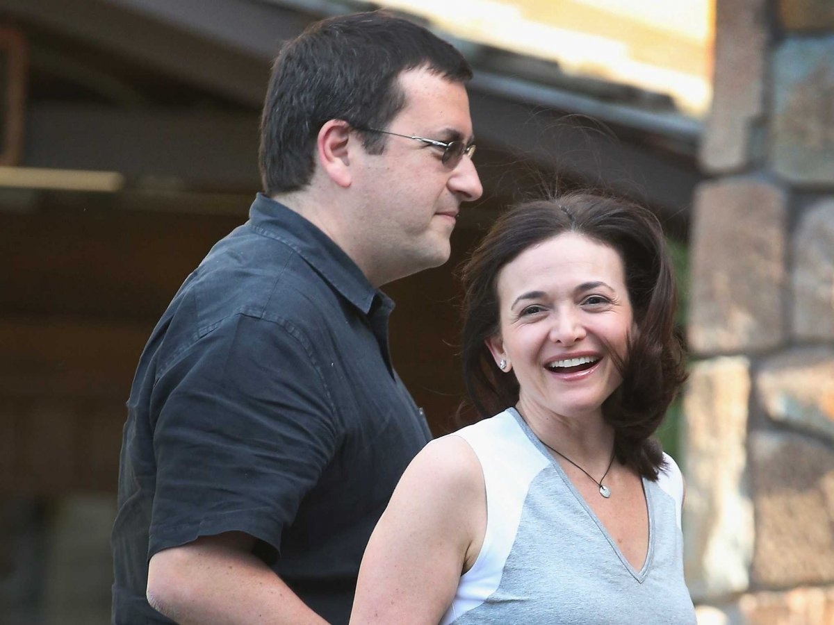 Sheryl Sandberg - cường nữ tuổi Dậu đứng sau Facebook ảnh 13 Sheryl Sandberg - cuong nu tuoi Dau dung sau Facebook anh 13