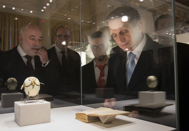 Tai phiet tuoi ga di len tu buon ban phe lieu anh 9