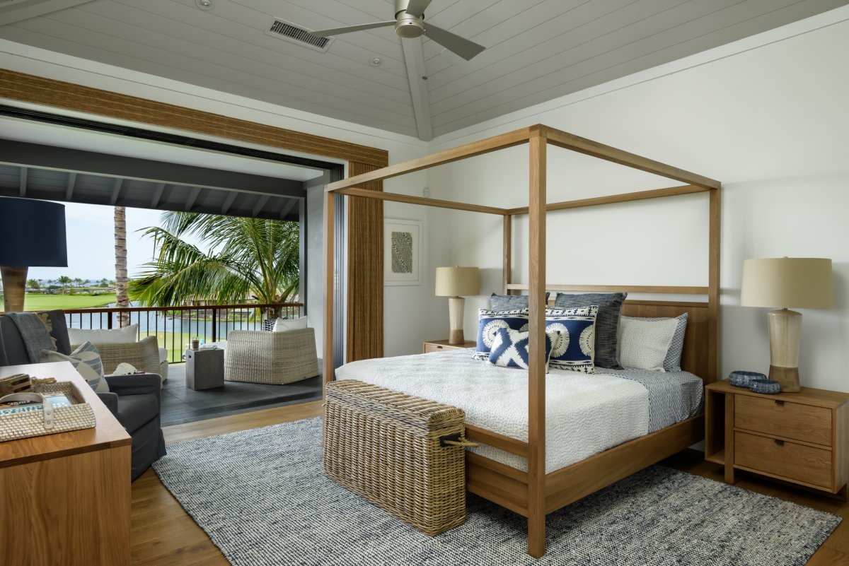 Ben trong cau lac bo doc quyen cho gioi giau anh 7