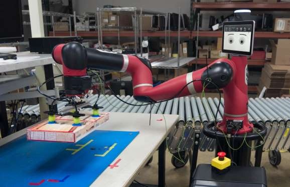 20 cong ty da thay the con nguoi bang robot anh 2