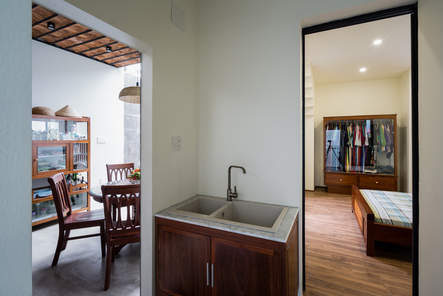 nha dep,  nha nua mai hoai co,  nha hoai co anh 11