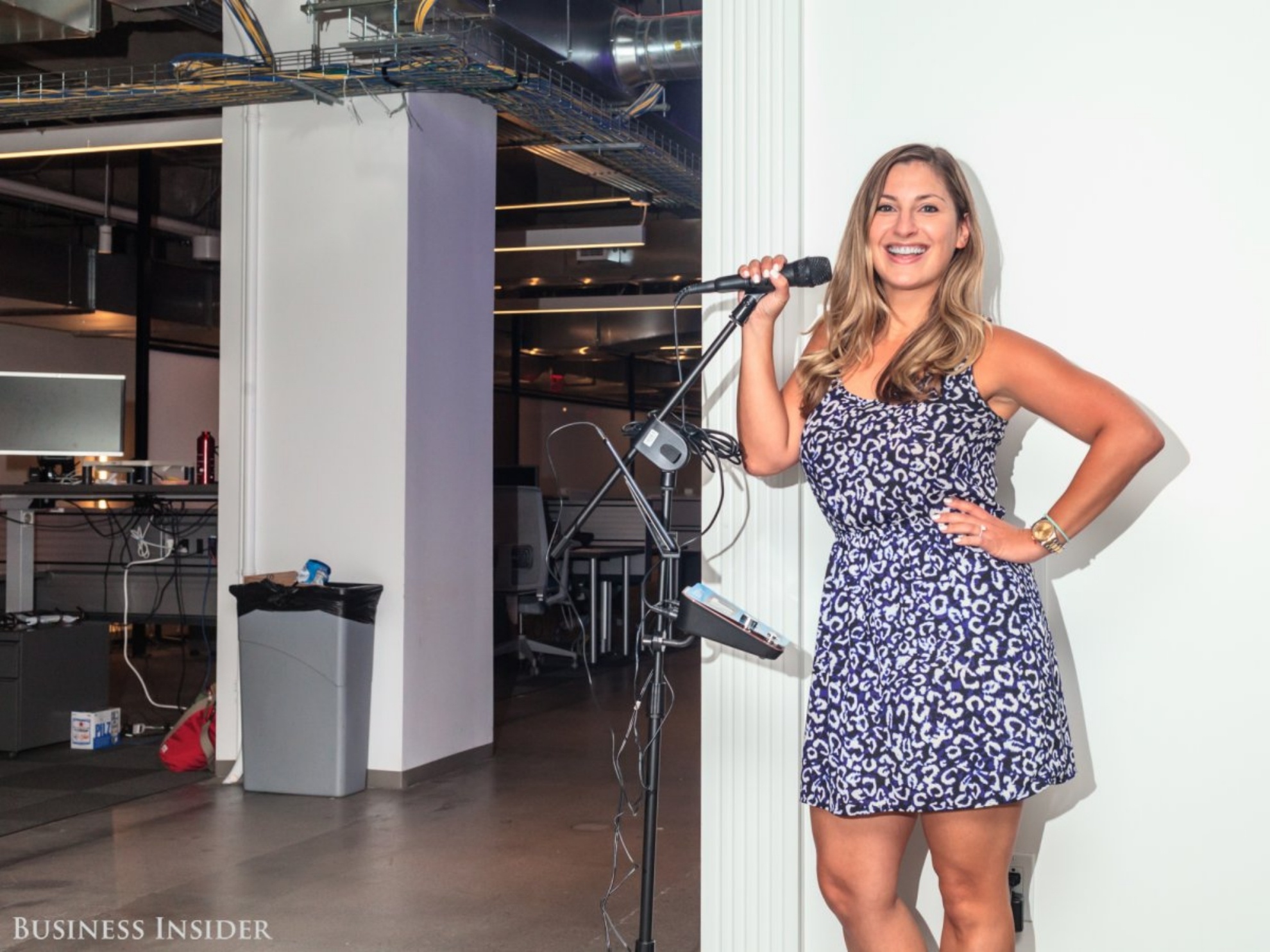 Nhan vien cac hang cong ty My giai tri nhu the nao o van phong? anh 7