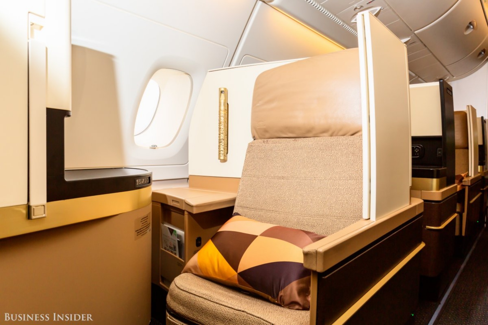 hang khong hang dau the gioi anh 4