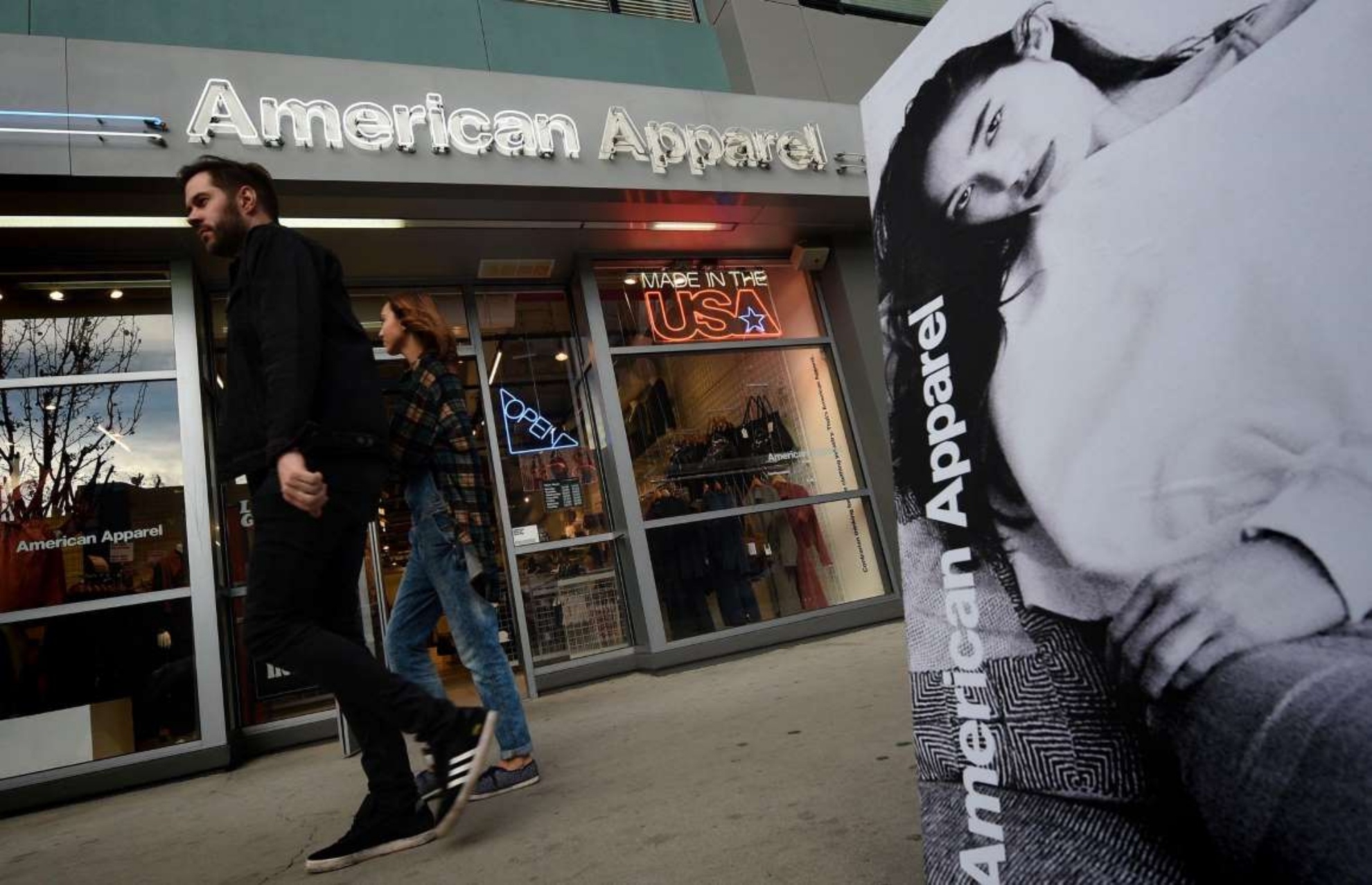 10 thuong hieu bieu tuong cua My roi vao tay nuoc ngoai anh 8