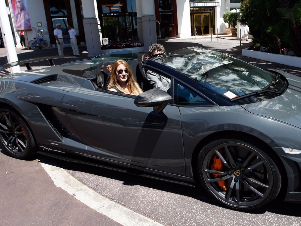 5 quyet dinh tai chinh co the huy hoai cuoc doi ban anh 1