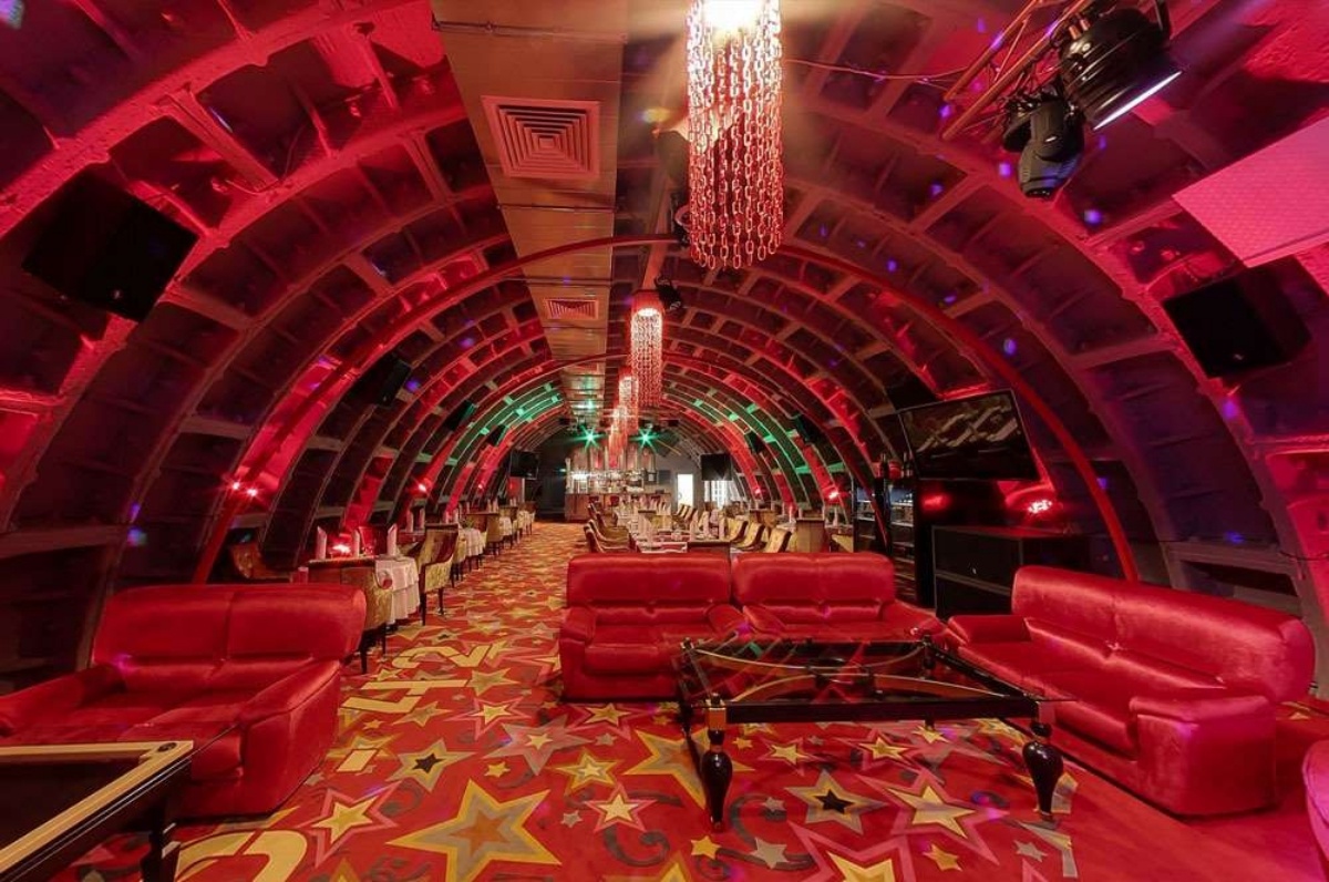 8 kien truc dep bat ngo duoc cai tao tu ham tru an the ky 20 hinh anh