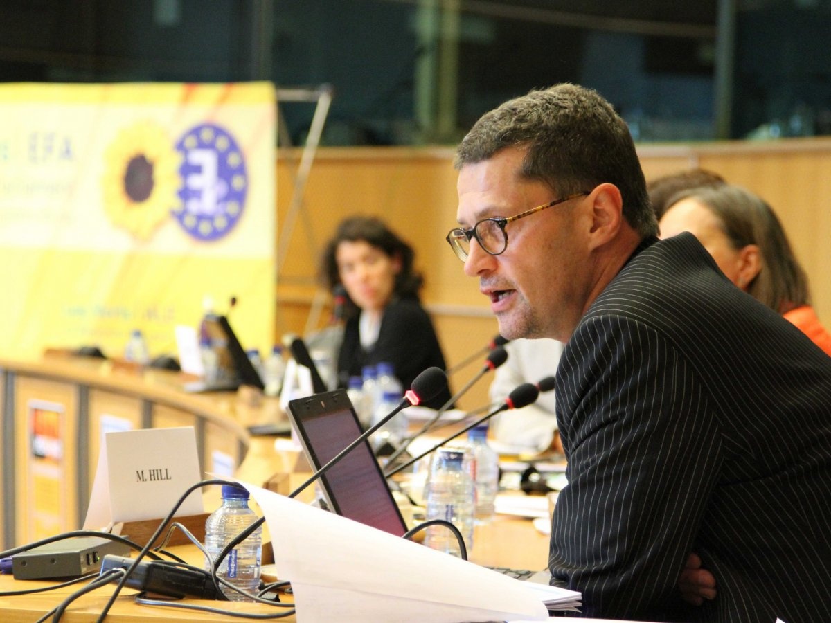 10 cong viec luong cao danh cho nguoi ngai giao tiep anh 6