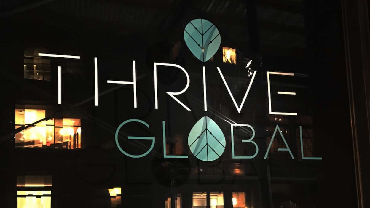 10 cong ty trang bi cho "chop mat" giua gio anh 10