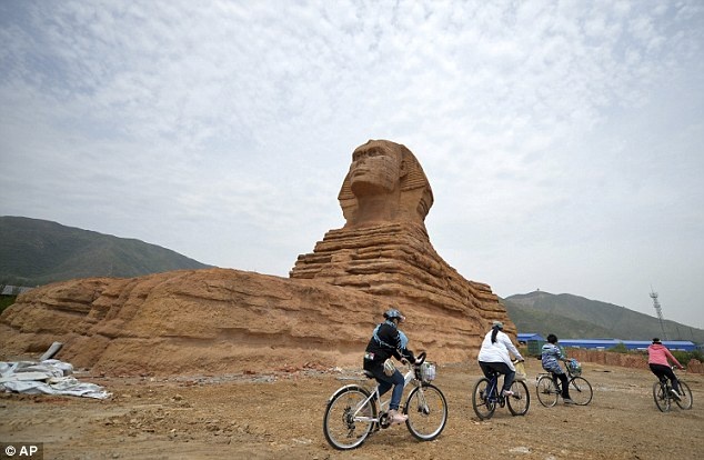 Diem mat nhung cong trinh "nhai" noi tieng anh 21