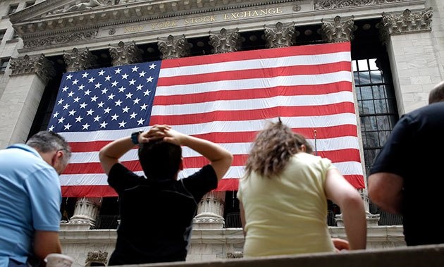 Nhung lan ngung giao dich cua cac san chung khoan lon tren the gioi hinh anh