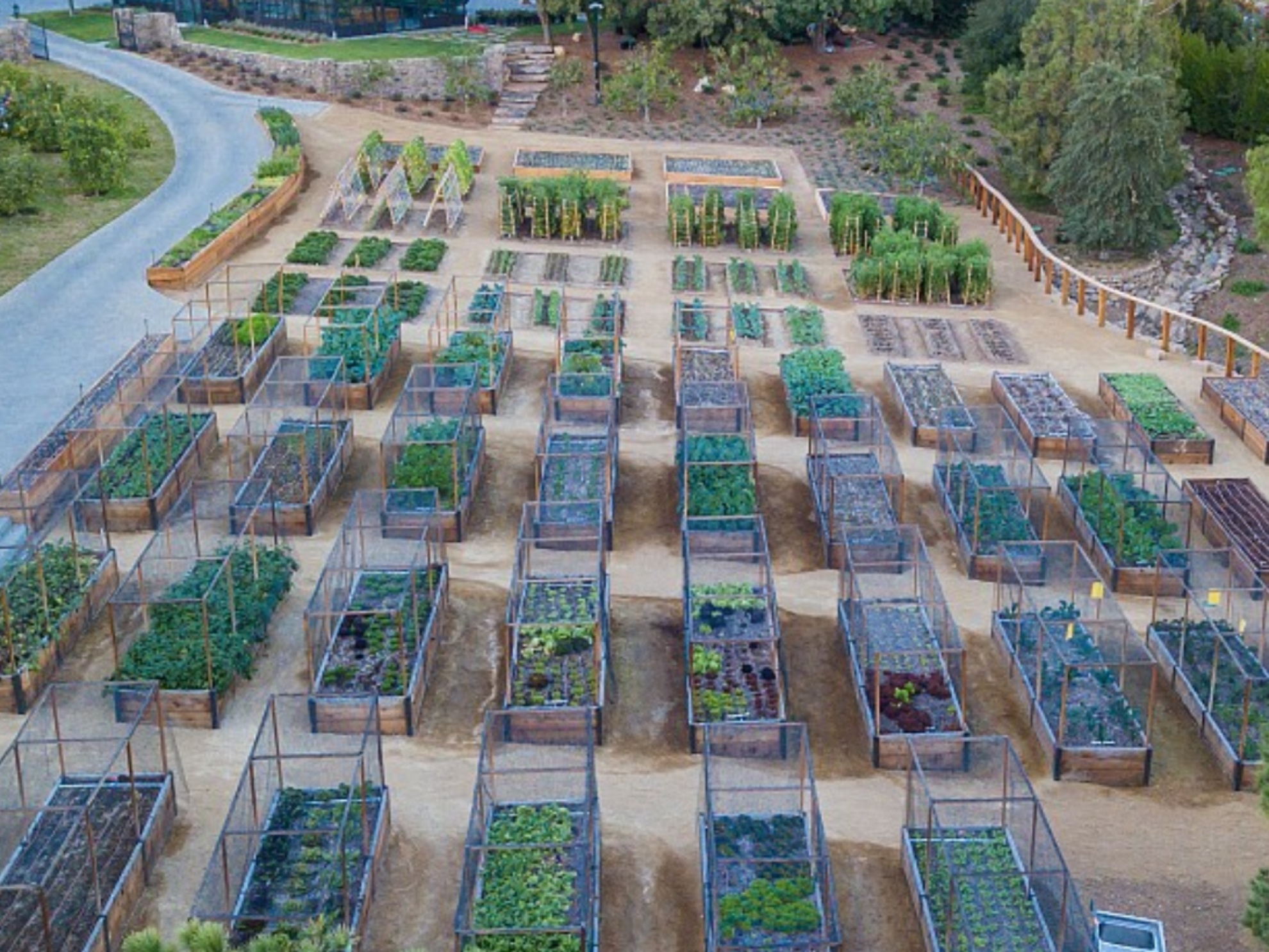 Dinh thự 85 triệu đô của đại gia sản xuất phim ảnh 17 Dinh thu 85 trieu do cua dai gia san xuat phim anh 17