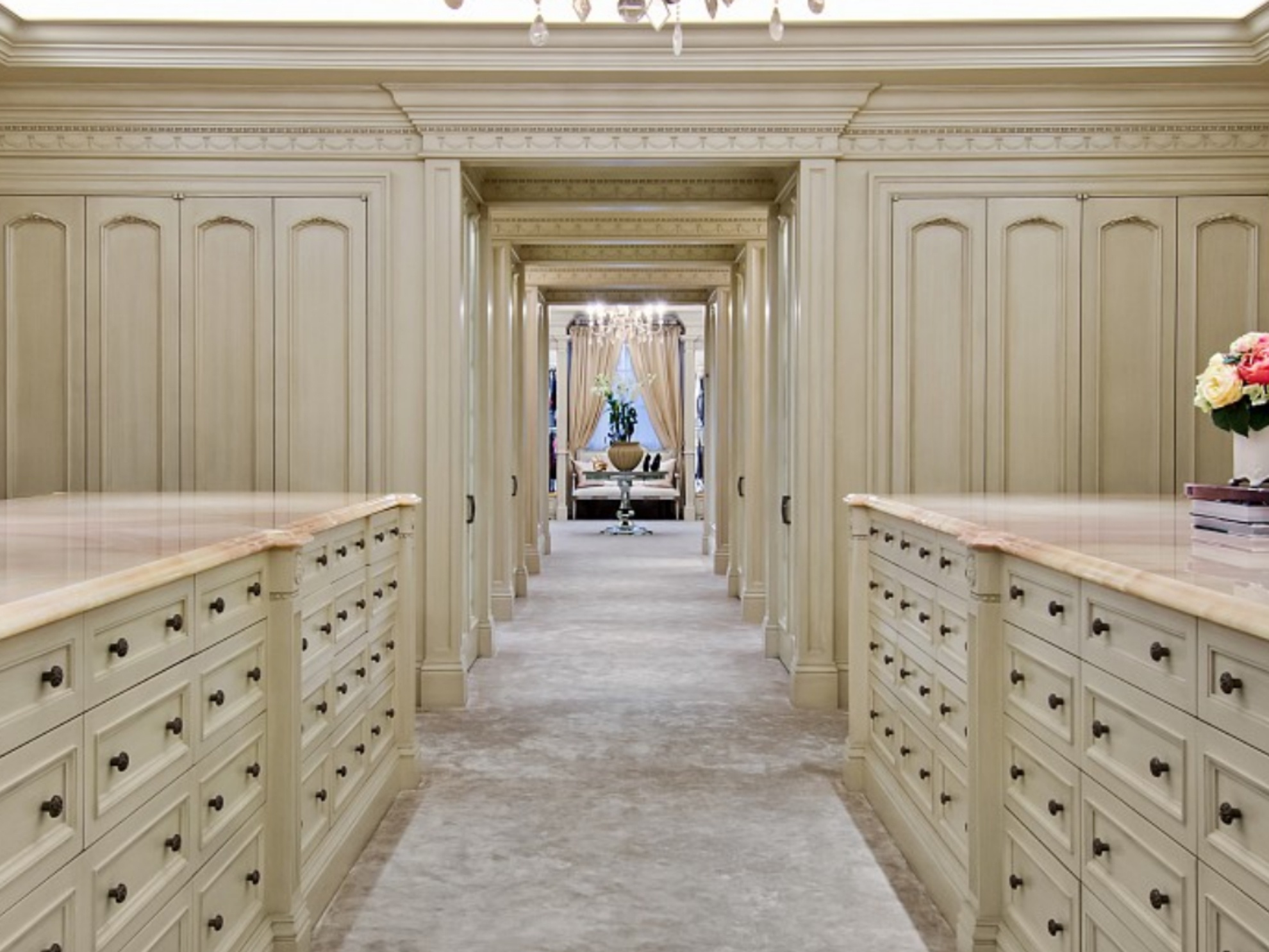 Dinh thự 85 triệu đô của đại gia sản xuất phim ảnh 10 Dinh thu 85 trieu do cua dai gia san xuat phim anh 10