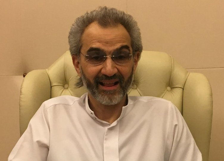 Vua thoat vong lao ly, hoang than A-rap bo tui 1 ty USD hinh anh