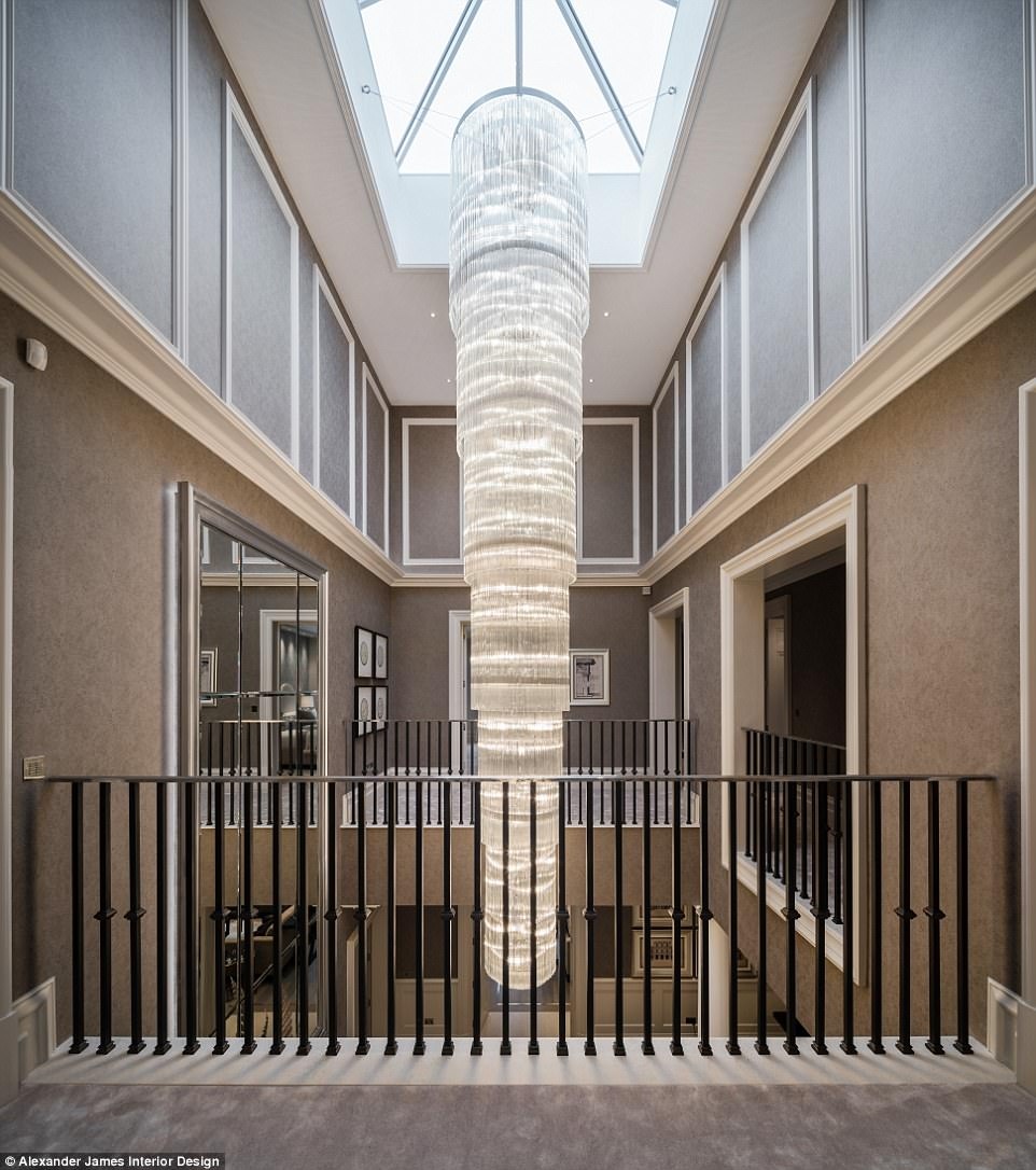 Dinh thu xa xi co be boi va garage oto ngay trong nha anh 11