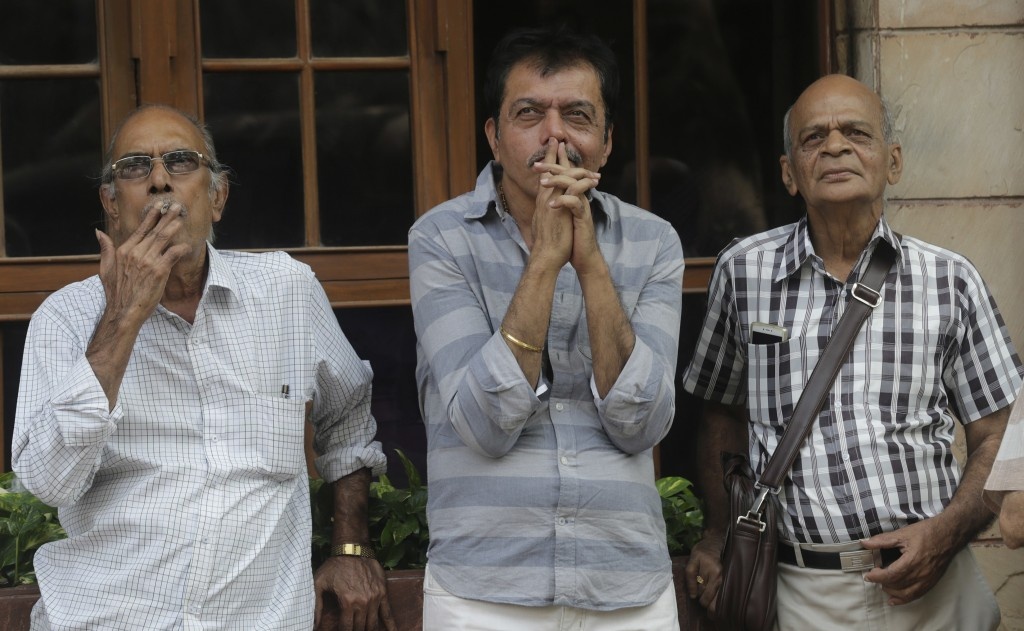 Muon kieu phan ung cua nha dau tu trong con bao ky luc tren san chung khoan anh 4