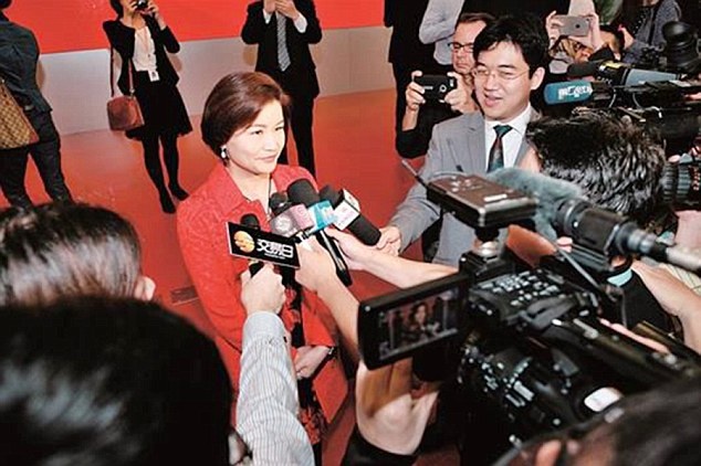 Tu bo hoc lam cong nhan tro thanh nu ty phu tu than giau nhat Trung Quoc anh 8