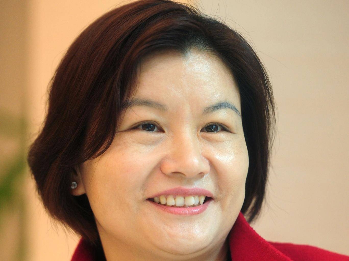 Tu bo hoc lam cong nhan tro thanh nu ty phu tu than giau nhat Trung Quoc anh 11